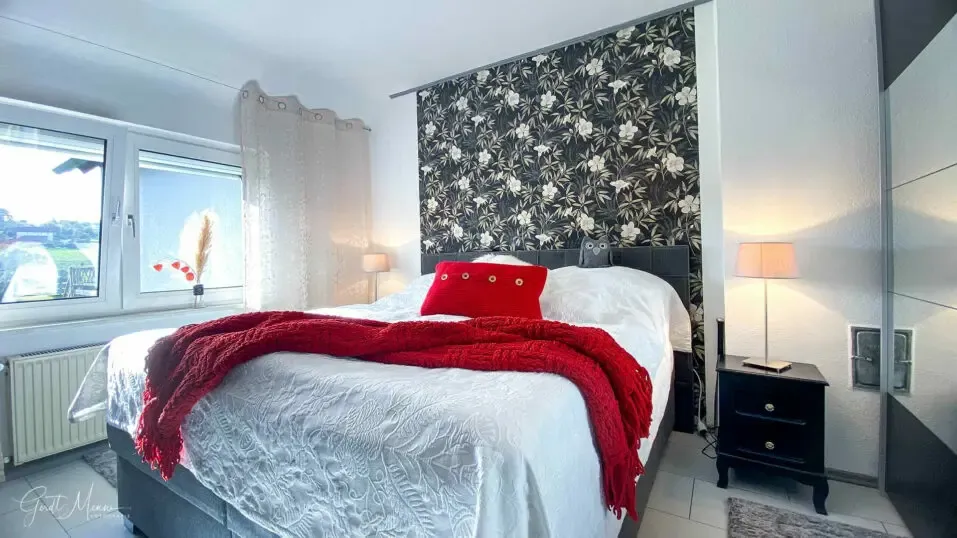 Immobilienmakler Bochum Gerdt Menne Zweifamilienhaus kaufen in Stiepel hier 5a Schlafzimmer