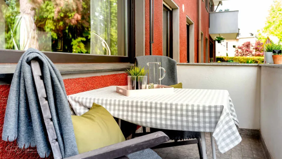 Immobilienmakler Bochum Gerdt Menne MehrFamilienHaus kaufen in Bochum Wattenscheid hier 1b Ansicht Balkon